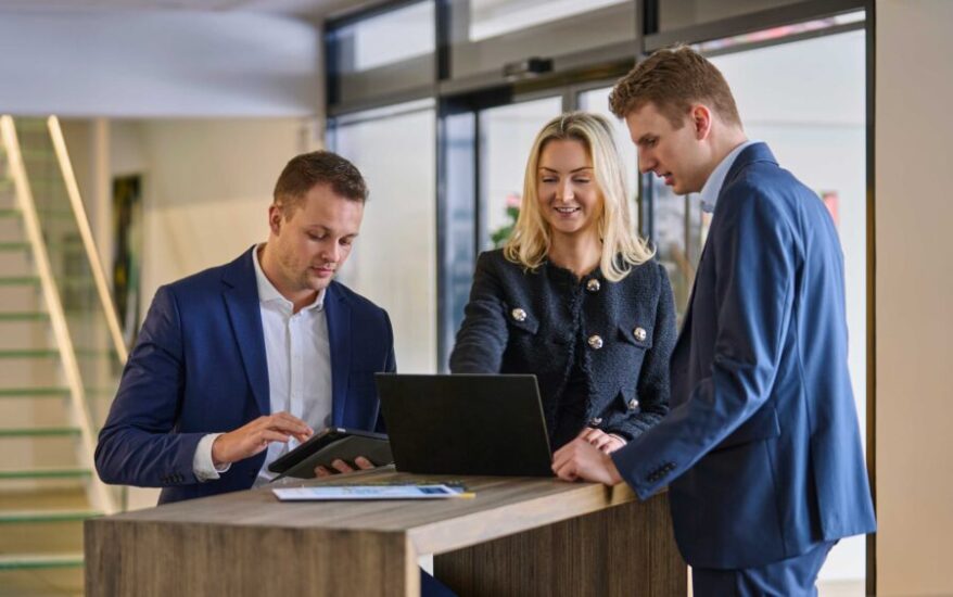 1. rate af acontoskat indbetales senest den 20. marts 2025