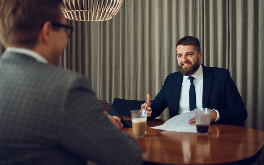 Hvad omfatter outsourcing af bogholderi hos Redmark? 