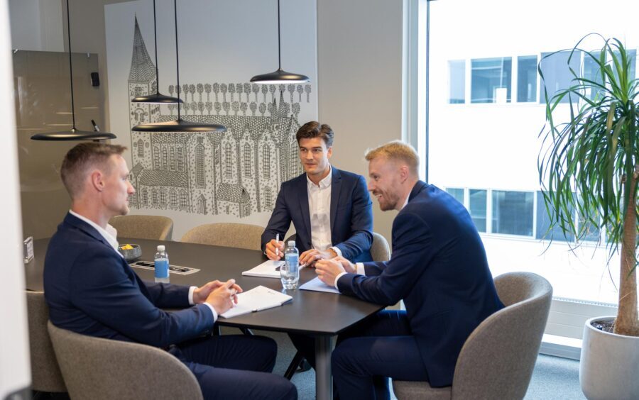 Vi hjælper dig med at udvikle en strategi, der skaber resultater